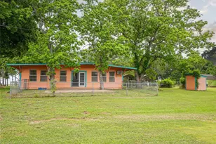 357 County Rd 296, Sargent, TX 77414 - Photo 1