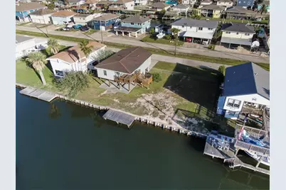 191 Barracuda, Bayou Vista, TX 77563 - Photo 5