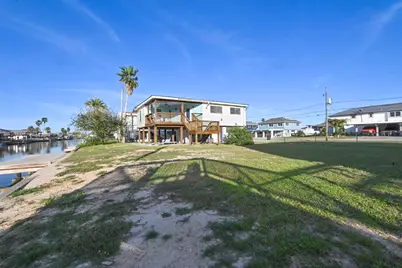 191 Barracuda, Bayou Vista, TX 77563 - Photo 7