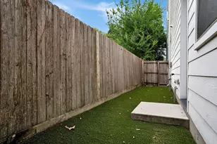 838 Fisher St, Houston, TX 77018 - Photo 25