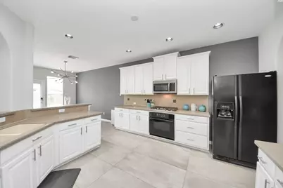 13710 Breezy Meadow Court, Houston, TX 77044 - Photo 9