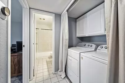 18515 Egret Bay Boulevard #808, Webster, TX 77058 - Photo 11