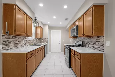 2302 Doverglen Drive, Missouri City, TX 77489 - Photo 5