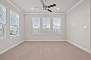 11407 W Blossom Square St, Houston, TX 77047 - Photo 9