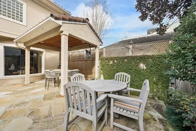 52 Briar Hollow Lane #E, Houston, TX 77027 - Photo 43