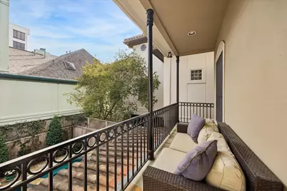 52 Briar Hollow Lane #E, Houston, TX 77027 - Photo 19