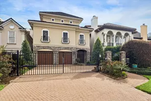 52 Briar Hollow Ln, Houston, TX 77027 - Photo 1