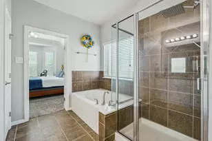 6546 Turner Fields Ln, Dickinson, TX 77539 - Photo 23