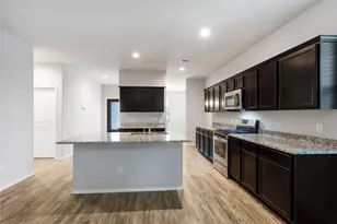 7035 Bonaire Vista Ln, Conroe, TX 77304 - Photo 11