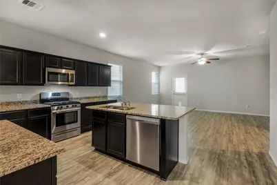 7035 Bonaire Vista Lane, Conroe, TX 77304 - Photo 3