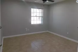 10402 Belfast Rd, La Porte, TX 77571 - Photo 9