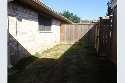 10402 Belfast Road, La Porte, TX 77571 - Photo 11