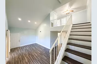 13175 Clarewood Drive, Houston, TX 77072 - Photo 15