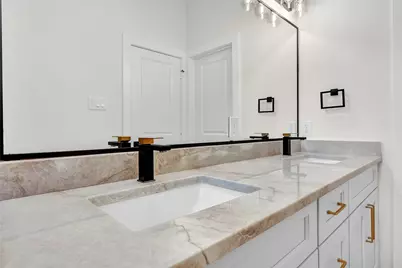 987 Glen Avenue #A/B, Houston, TX 77088 - Photo 17