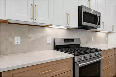987 Glen Avenue #A/B, Houston, TX 77088 - Photo 7