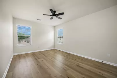 5227 Meadow Canyon Drive, Sugar Land, TX 77479 - Photo 43