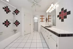 8227 Ivan Reid Dr, Houston, TX 77040 - Photo 33