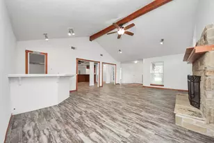 8227 Ivan Reid Dr, Houston, TX 77040 - Photo 11