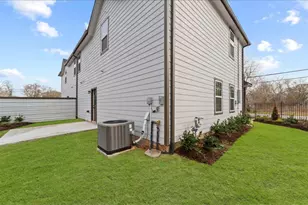 5140 Mallow St, Houston, TX 77033 - Photo 17