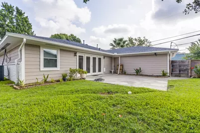 6903 Alderney Drive, Houston, TX 77055 - Photo 23