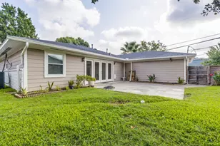 6903 Alderney Dr, Houston, TX 77055 - Photo 23