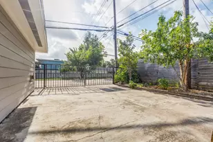 6903 Alderney Dr, Houston, TX 77055 - Photo 25