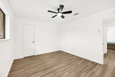 5007 Colmesneil Drive, Pearland, TX 77584 - Photo 7