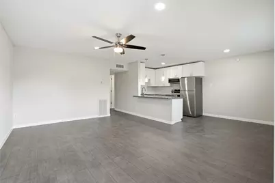 201 S Kansas Avenue #C, League City, TX 77573 - Photo 3