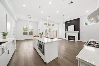 3302 Timbergrove Heights Street, Houston, TX 77008 - Photo 13