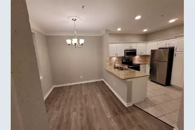 1919 Post Oak Park Drive #5318, Houston, TX 77027 - Photo 9