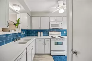 5050 Glenmont Dr, Houston, TX 77081 - Photo 3
