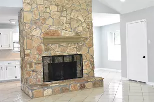 1347 Somercotes Ln, Channelview, TX 77530 - Photo 5