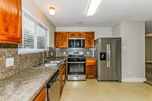 20014 Rustic Lake Ln, Cypress, TX 77433 - Photo 7