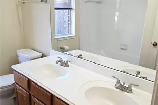 2121 Crimson Lake Ln, League City, TX 77573 - Photo 15