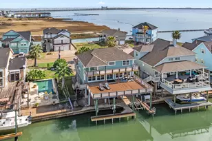 219 Lokai St, Tiki Island, TX 77554 - Photo 45