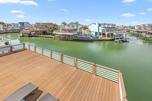 219 Lokai St, Tiki Island, TX 77554 - Photo 7