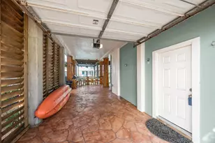 219 Lokai St, Tiki Island, TX 77554 - Photo 41