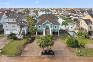 219 Lokai St, Tiki Island, TX 77554 - Photo 47