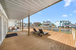 219 Lokai St, Tiki Island, TX 77554 - Photo 5