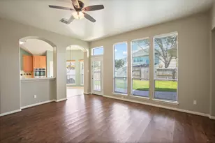 8305 Spinnaker Bay Ln, Pearland, TX 77584 - Photo 5