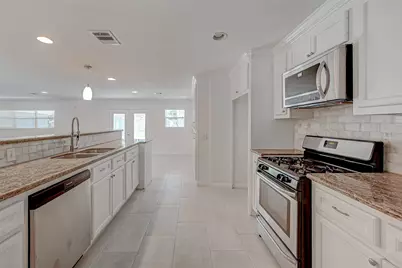 10810 Willowisp Drive, Houston, TX 77035 - Photo 21