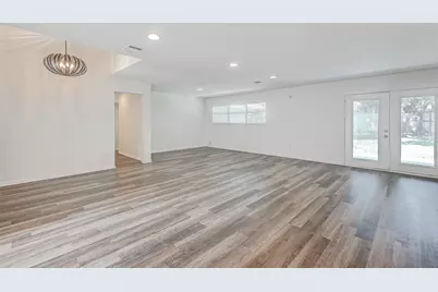 10810 Willowisp Drive, Houston, TX 77035 - Photo 11
