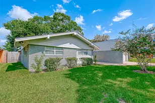 10810 Willowisp Dr, Houston, TX 77035 - Photo 3