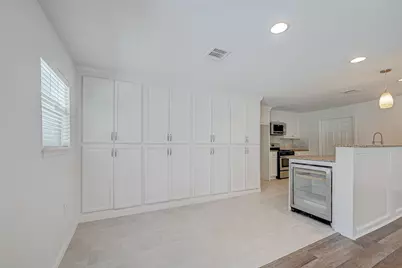 10810 Willowisp Drive, Houston, TX 77035 - Photo 17