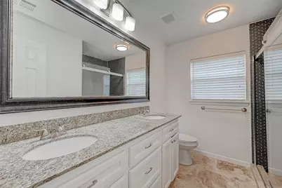 10810 Willowisp Drive, Houston, TX 77035 - Photo 35
