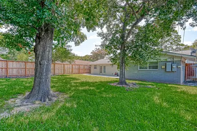 10810 Willowisp Drive, Houston, TX 77035 - Photo 41