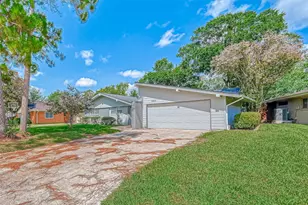 10810 Willowisp Dr, Houston, TX 77035 - Photo 5