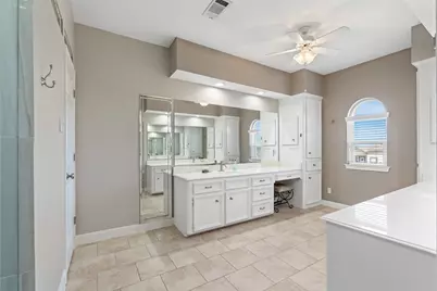 120 Harbour Town Drive, Conroe, TX 77356 - Photo 23