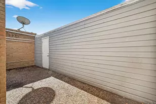 10738 Briar Forest Dr, Houston, TX 77042 - Photo 47