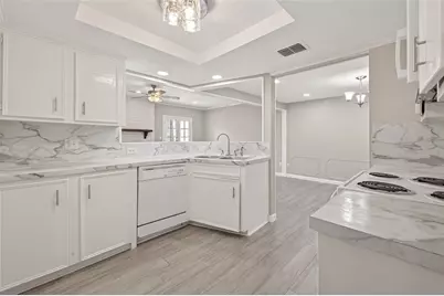 10738 Briar Forest Drive, Houston, TX 77042 - Photo 21